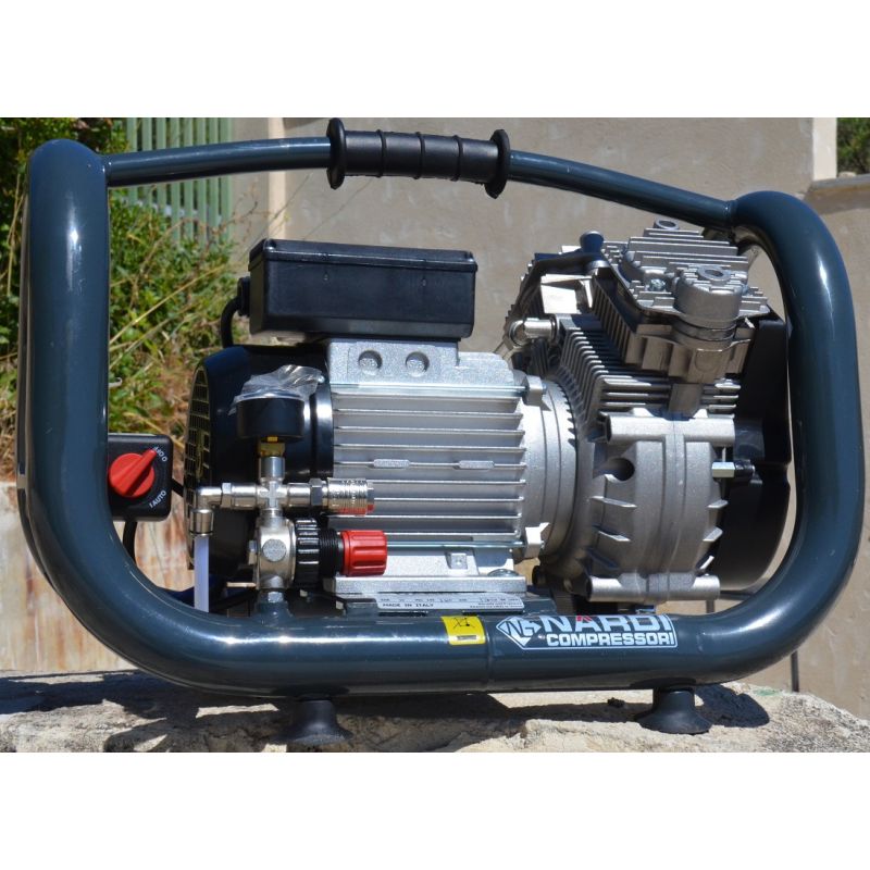 Narguilé plongée Extreme 3t1.5 220 volts 240 l/m Narguilé plongée Extreme 3t1.5 220 volts 240 l/m