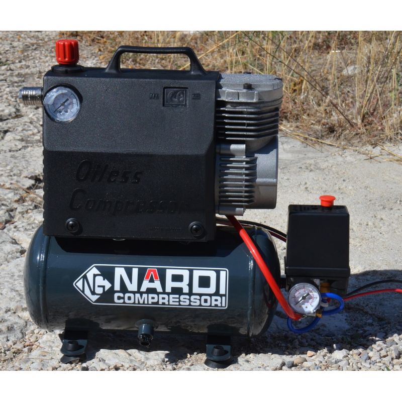 Compresseur Silverstone 2 12v avec cuve 5 l Compresseur Silverstone 2 12v avec cuve 5 l